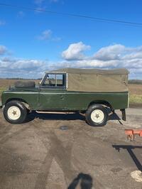 LAND ROVER 