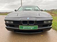 BMW 8 SERIES