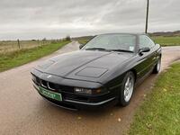 BMW 8 SERIES